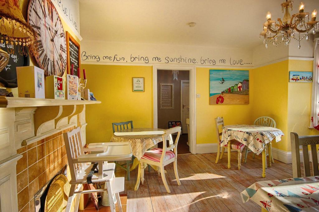 Hooray Henrys Bed & Breakfast Sheringham Dış mekan fotoğraf