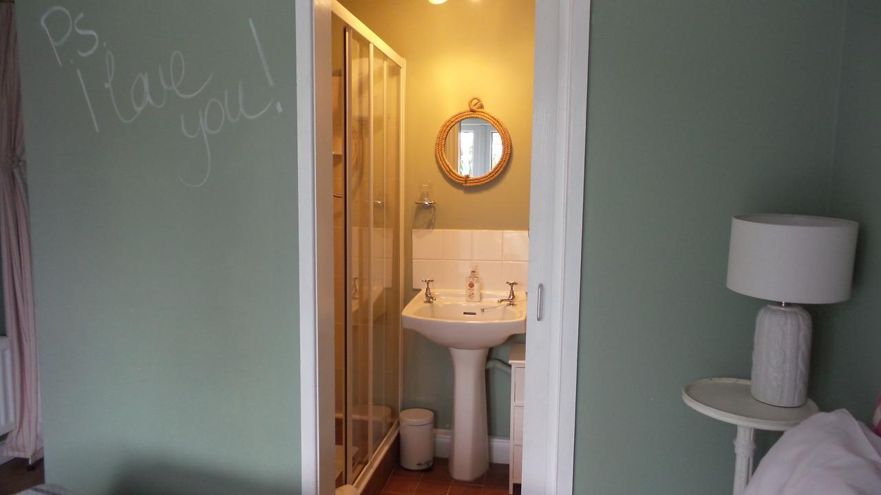 Hooray Henrys Bed & Breakfast Sheringham Dış mekan fotoğraf
